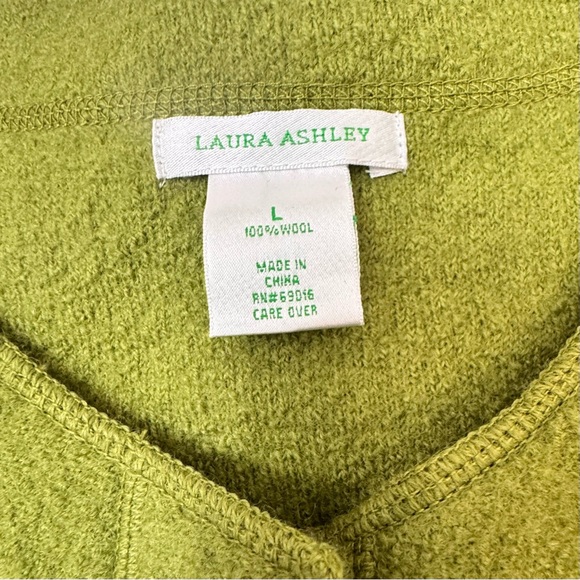 Laura Ashley 100% Wool Cardigan Jacket Moss Green Size L - Picture 2 of 5